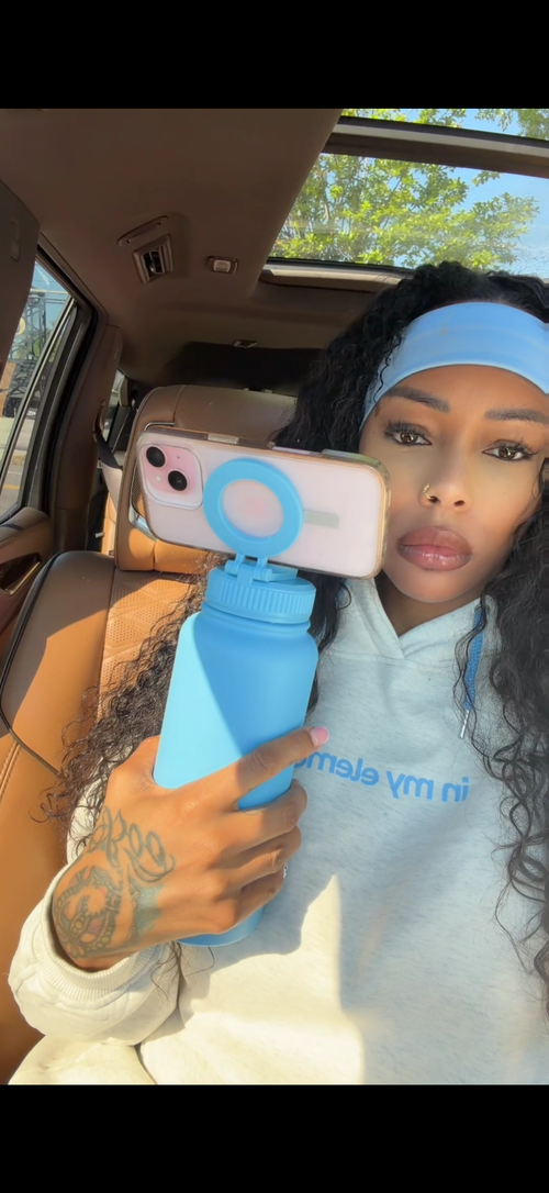 Element 78 Magnetic Hydration Flask™
Double-Wall Vacuum Insulated Water Bottle with MagSafe Phone Holder